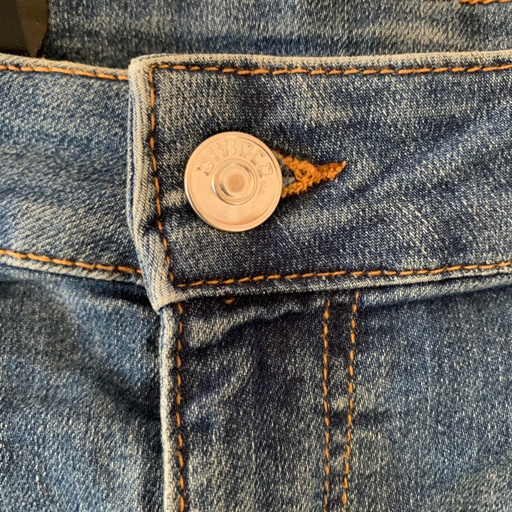 H&M High Waist Shorts - Jean Shorts, size 8, NEW! - Picture 2 of 12